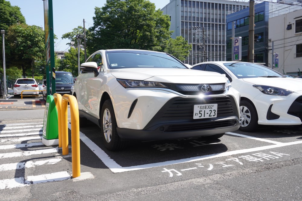 「リパーク名駅 第40ステーション」からトヨタ「ハリアー」を利用