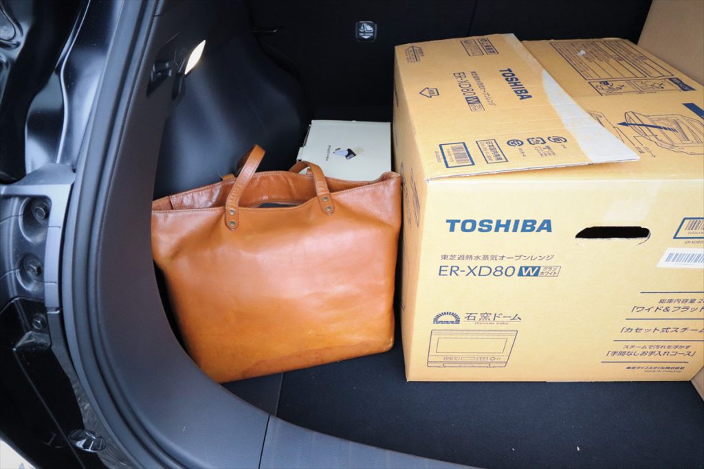 カーブや交差点を曲がるときに荷物が左右に滑ることも。隙間を埋めて荷物が動かないようにする