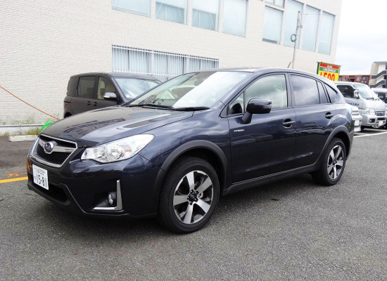 XV HYBRIDはアイサイトもついてドライブが楽しいコンパクトSUV