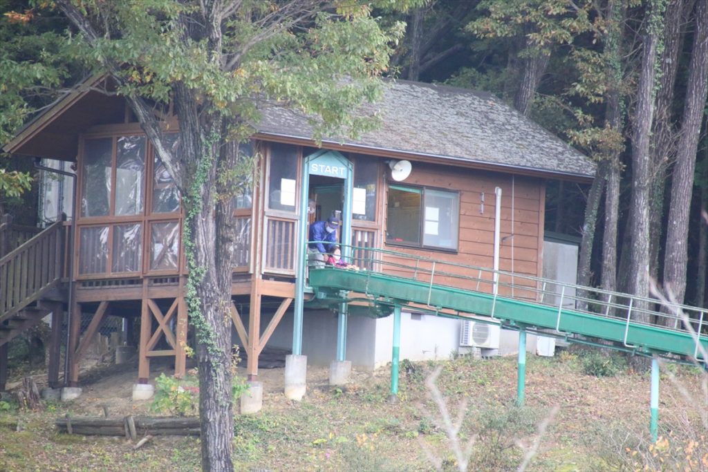係員の方がしっかり安全確認してくれるので安心