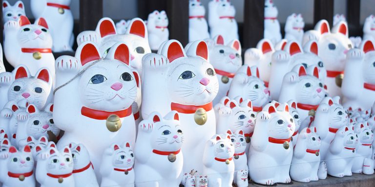 「豪徳寺」は招き猫発祥の地と言われている
