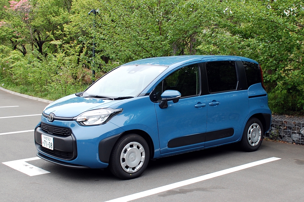新型シエンタは「トヨタの最小ミニバン」と銘打って2022年8月に登場