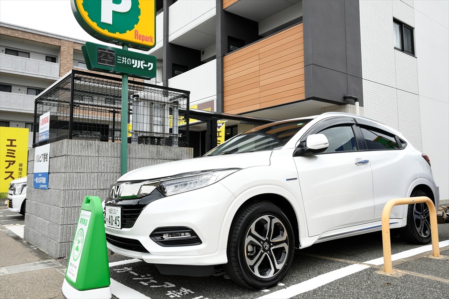  「リパーク西鉄香椎駅前」ステーションには「ヴェゼル　HYBRID」を設置 