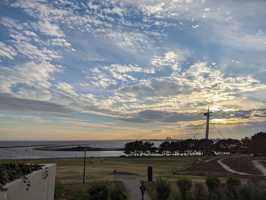 展望台からは夕焼けもきれいに望める