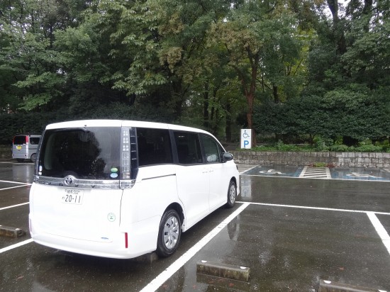 みんなでおでかけするならクルマが便利で楽しい！