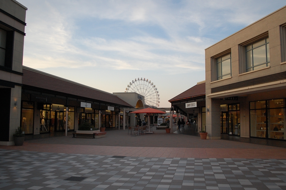 300を越える店舗が軒を連ねる三井アウトレットパーク木更津。全部を見て回るには、丸一日かかりそう