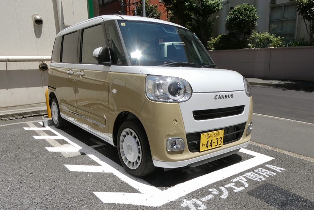 撮影車両は「リパーク日本橋小伝馬町」ステーションのクルマ