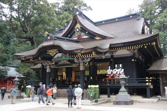 2013年に大修理が行われた本殿は元禄13年(1700年)に建てられたもの