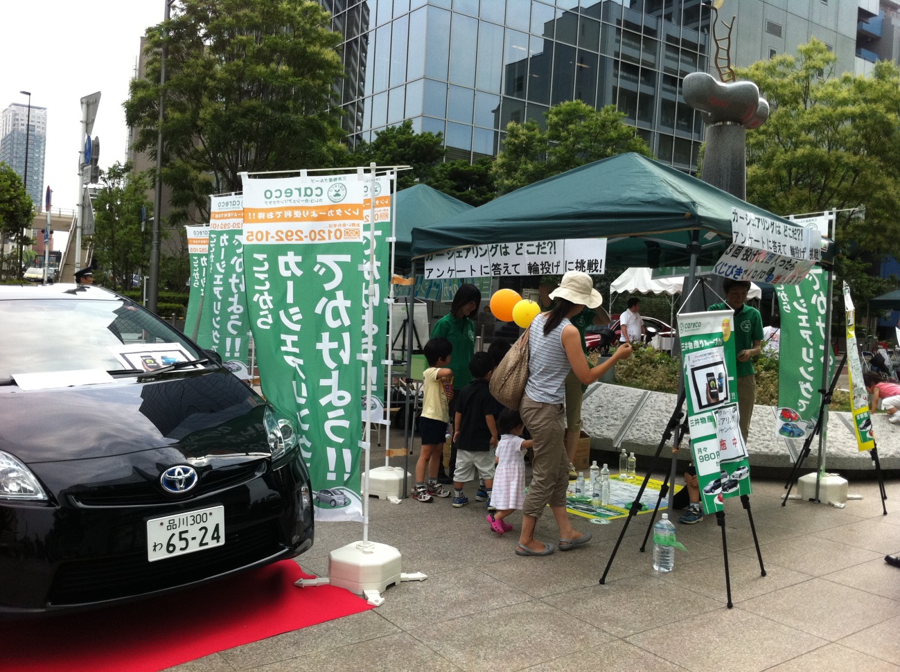 白金高輪 天の川蛍祭でのイベント参加風景。地元のお祭りなど交流を深めながら、カーシェアを身近に感じていただける機会を大切にしている。