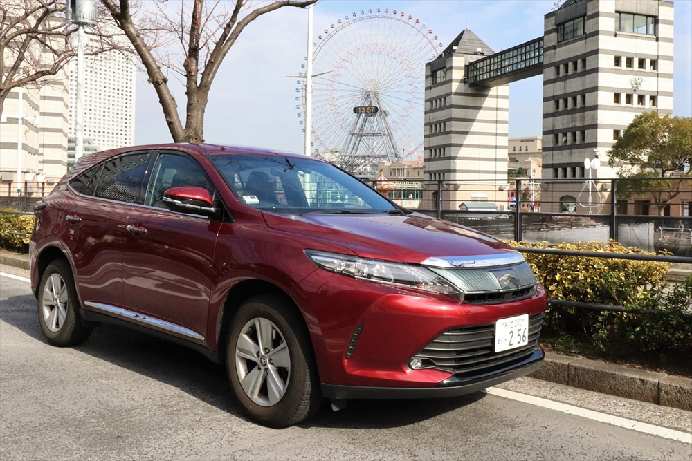 トヨタ「ハリアー」