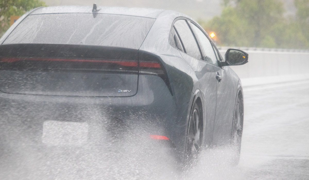 小さな油断が大事故に。豪雨の中で