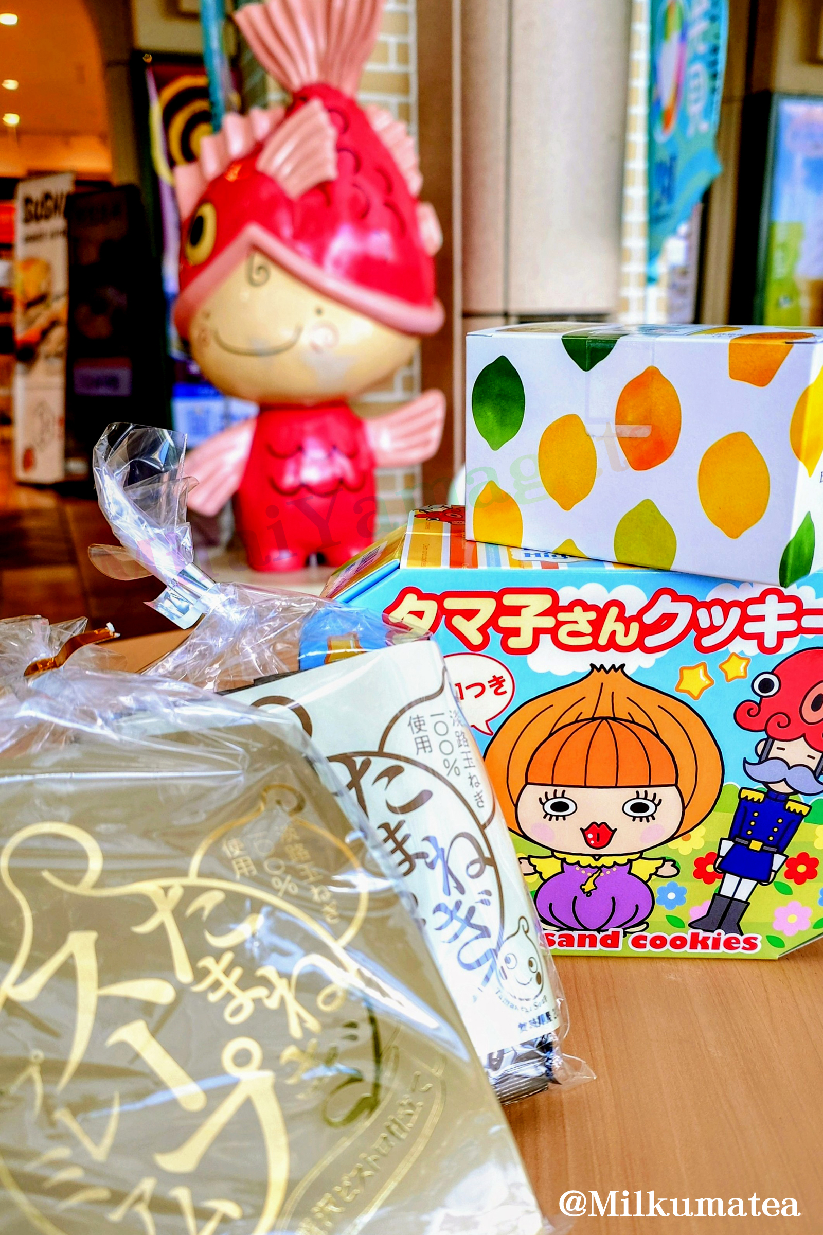 クセ強キャラだからこそ印象に残る（笑）。淡路タマ子さんクッキーを購入（撮影：山形みらい）
