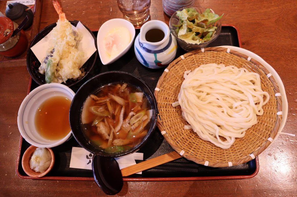 「武蔵野肉うどん御前」1,550円(税込み)