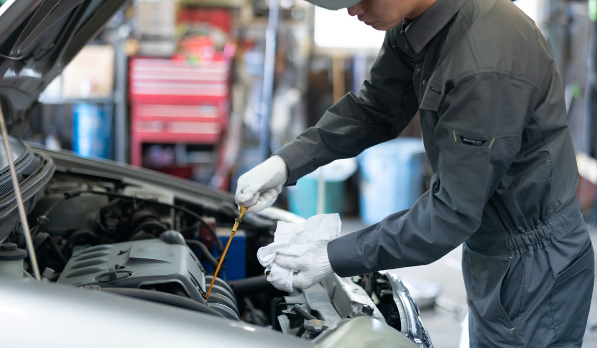 車のメンテナンス