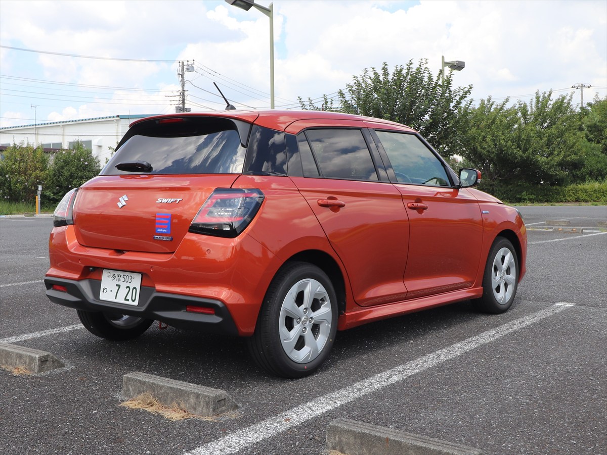 三井のカーシェアーズでの導入グレードは「HYBRID MX」のCVT車