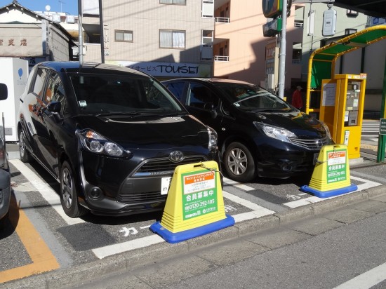 葛西エリアのステーションには、フォレスターや新型シエンタもある