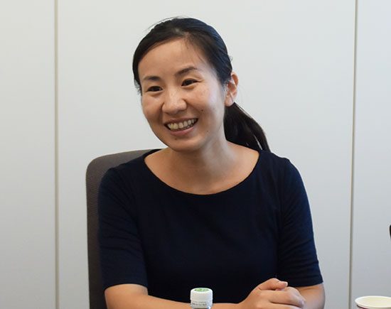 お子さんの送迎後、クルマで通勤。会社近くに駐車されているブーケ様