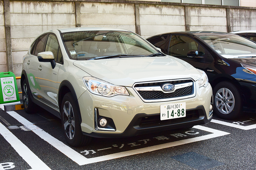 都会的でスタイリッシュなスバル「XV HYBRID」