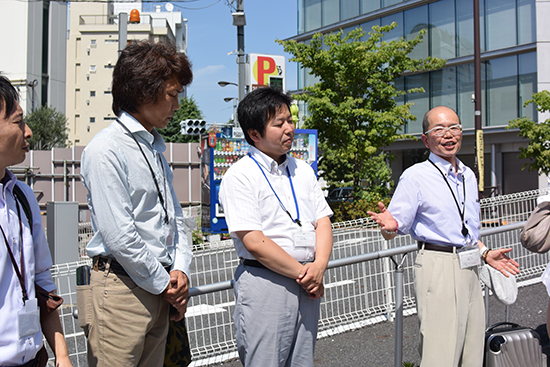 ペーパードライバー講習では、プロの先生方に直接運転の基礎を習います
