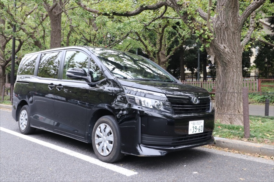 ミニバンの定番車種ともいえる「ヴォクシー」。操作もシンプルで使いやすい