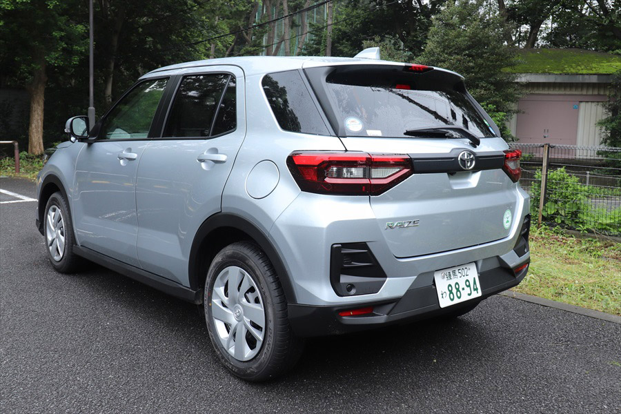  高い全高は車内の広さや視界のよさにつながっている 
