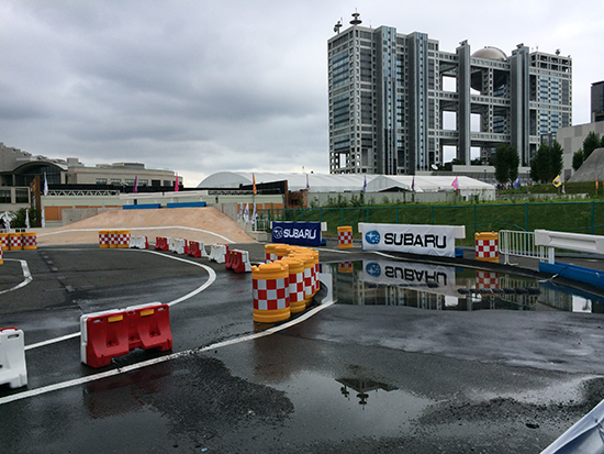 10cmほどの水深を走行