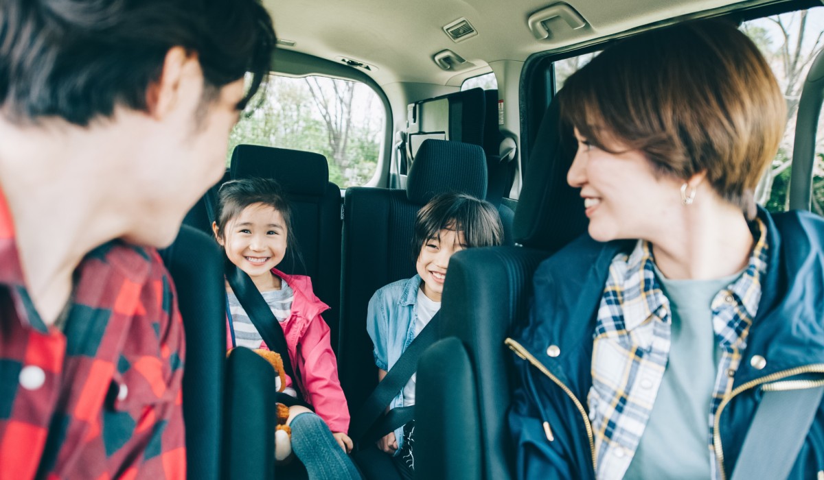 定員を守りドライブを楽しむ家族