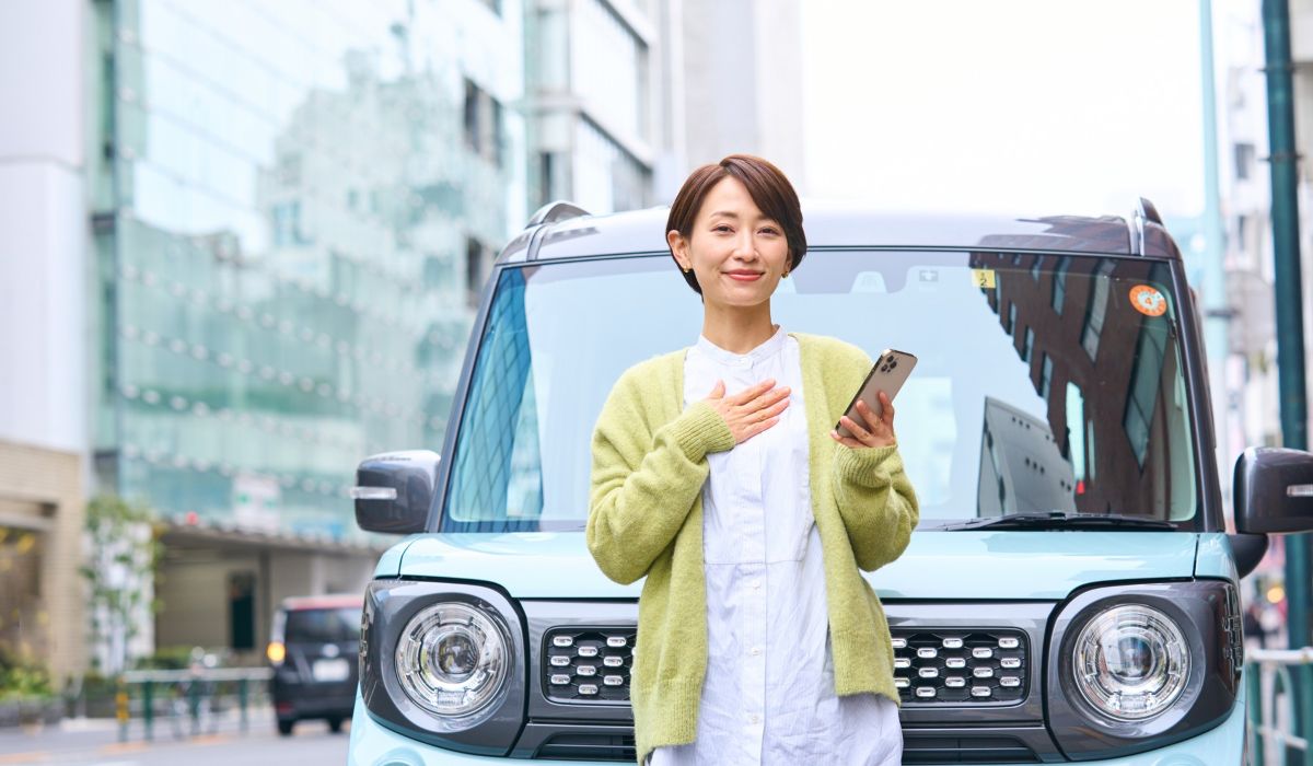 カーシェアを予約する人