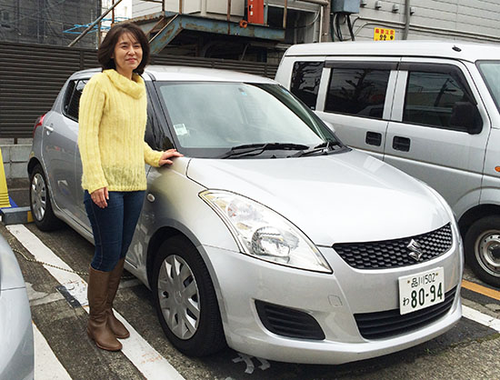 「スイフトは、もはやマイカー」と笑う田中さん