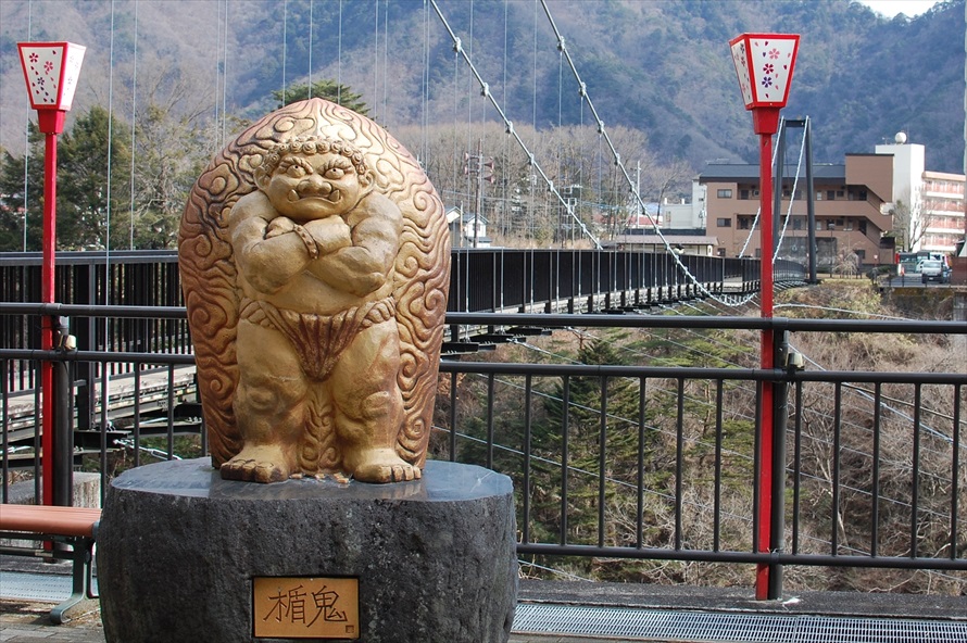 楯鬼は自ら盾となり、災害から鬼怒川の安全を見守っている 