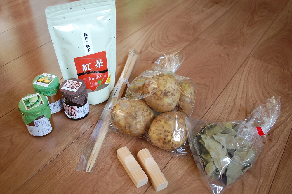 「レイクサイドテラス名栗湖」と「さわらびの湯」で購入したお土産品