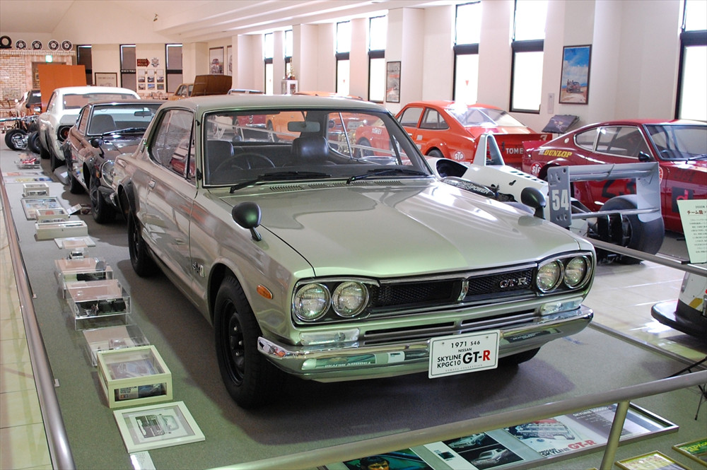 写真は絶大な人気を誇る「ハコスカ」こと日産「スカイラインGT-R」。1971年製