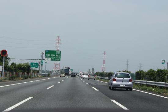 走りに余裕があって高速道路も快適です