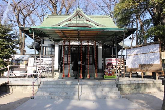 両さん絵馬やお守りがある香取神社