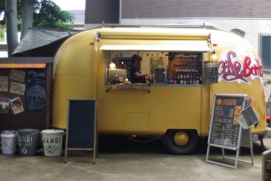 エアストリームのカフェ「Bambi」