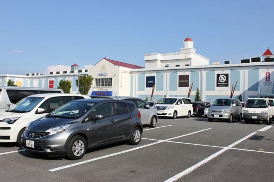 新型ノートはコンパクトなので駐車も楽々