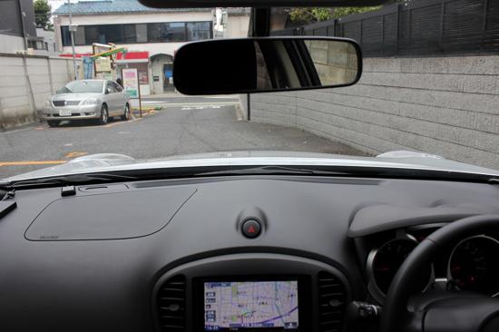 運転席からボディの両端が見えるから運転しやすい！