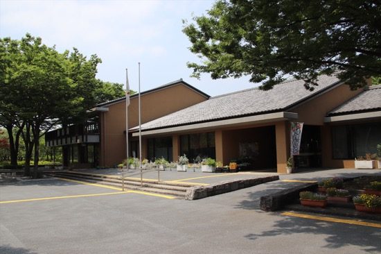 まずはビジターセンターへ。イベント情報や花の見頃情報、さらにはレストランのメニューまで、その日楽しめる情報をゲットしよう