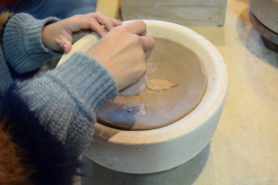 葉っぱの種類や並べ方で雰囲気が変わる