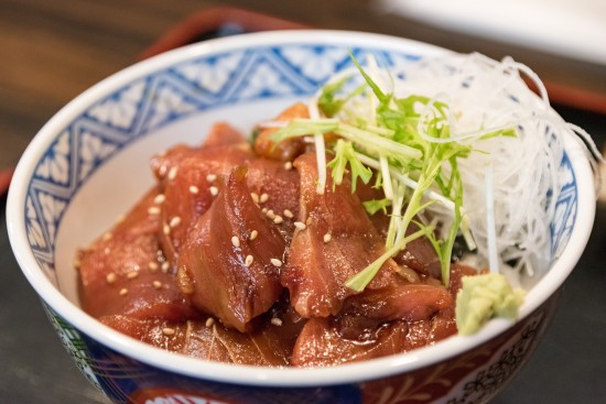 ちょっと贅沢な中トロ丼